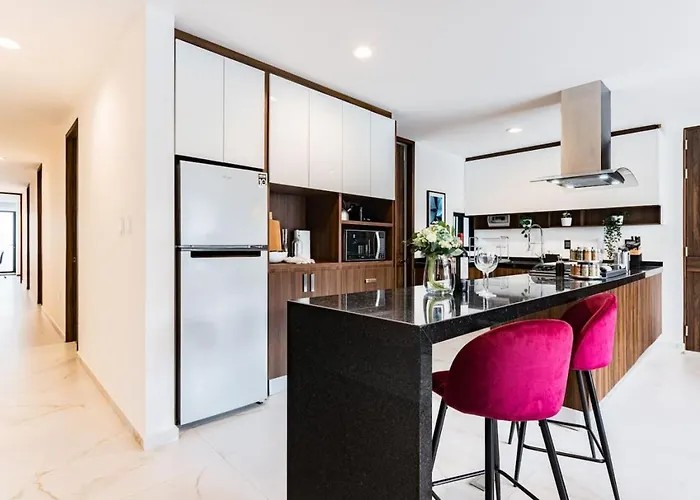 Apartment Stylish Polanco Duo Steps From Lincoln Park *