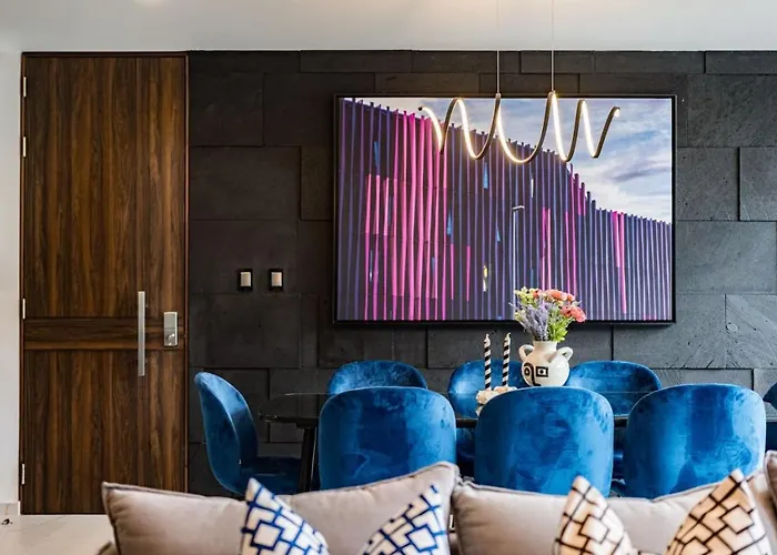 Stylish Polanco Duo Steps From Lincoln Park * Mexico City